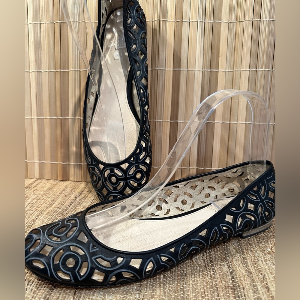 COACH womens 7 B JANYCE Ballet Flats BLACK leather Laser Cut Logo C